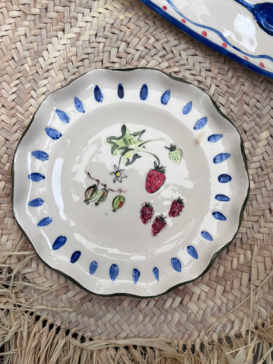 Summer berries / Wiggly edges